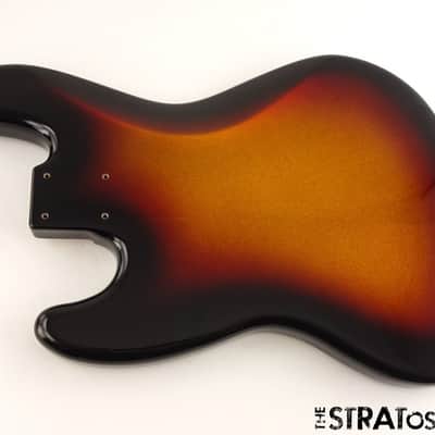 Fender Player II Precision P Bass BODY Alnico 5 Ltd Sparkle 3TS image 2