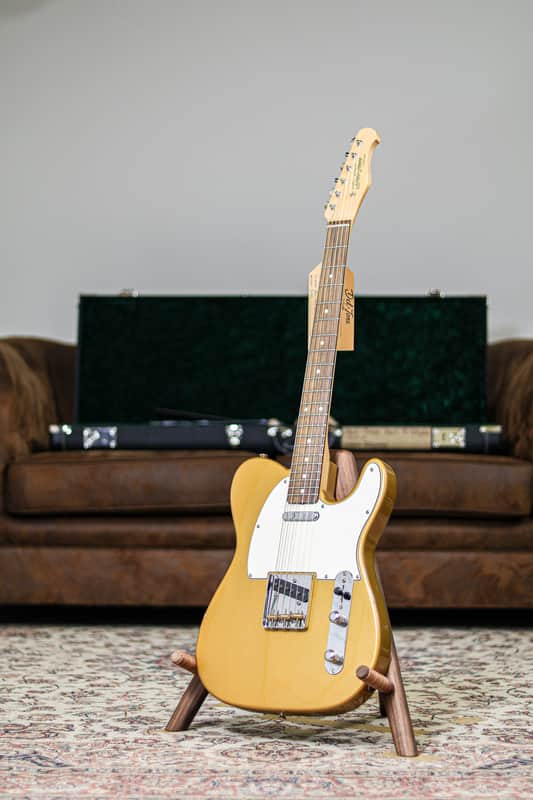 Del-Tone 60's T-style | Gold image 1