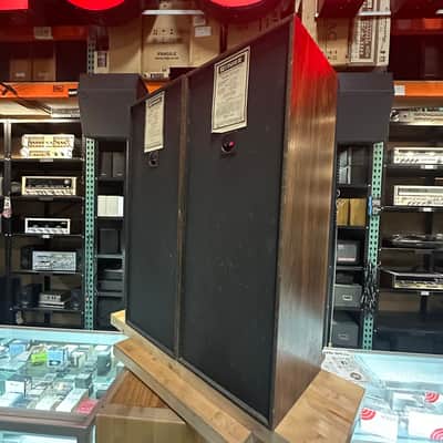 Fisher STV-873 3-Way Floor-standing Speakers 100 Watts image 10