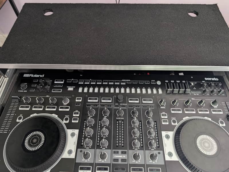 Roland DJ-808 4 Channel controller with Odyssey flight case Bought in 2024 - Black image 1