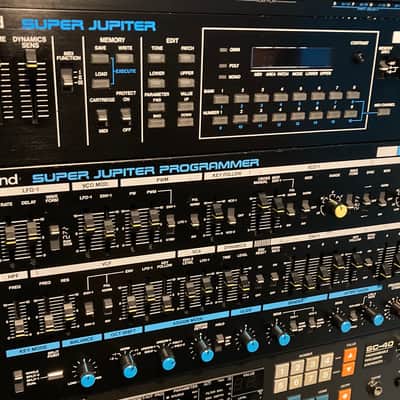 ROLAND MKS-80 SUPER JUPITER ANALOG POLY SYNTH WITH MPG-80 PROGRAMMER & NEW OLED DISPLAY