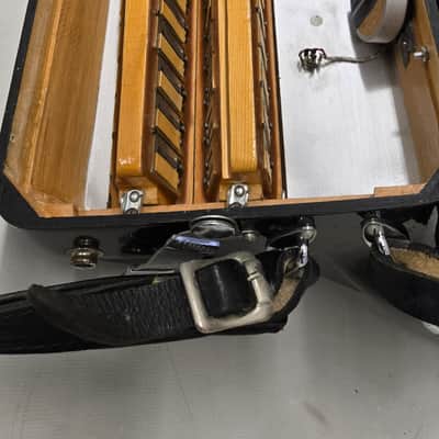 Titano Titan Piano Accordion 41/120 W/Case W/Pickup Tested image 11