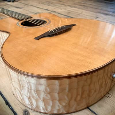2006 Lowden F35 CX - Quilted Maple - Ex McFLY. Comes with hard shell case image 12