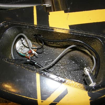 Kramer Beretta  Black N' Yellow 79 Bumble-Bee Style Relic Guitar By Boneyard Custom Guitars image 15