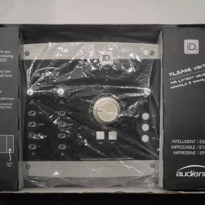 Audient iD22 USB Audio Interface image 5
