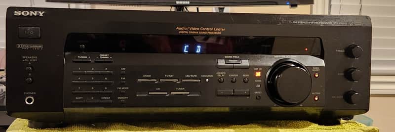 Sony Sony STR-DE335 is a 5.1 channel receiver 90s  - Black image 1