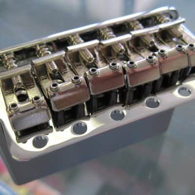 Fender Mexico Vintage '50s-'60s Stratocaster Tremolo Assembly 0054619000 image 1