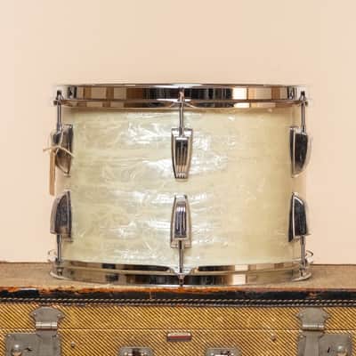 1960s Ludwig Tom in White Marine Pearl - 9x13 image 2