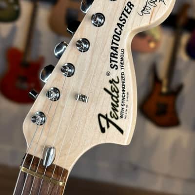 Fender Yngwie Malmsteen Signature Stratocaster - Vintage White - Scalloped Fretboard image 9