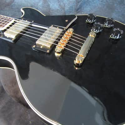 Vintage Aria Deluxe Les Paul copy 1970s - Black image 4