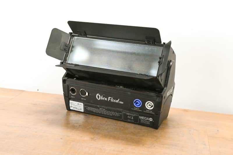 MEGA-LITE Obra Flood N180 LED Flood Light CG011WD image 1