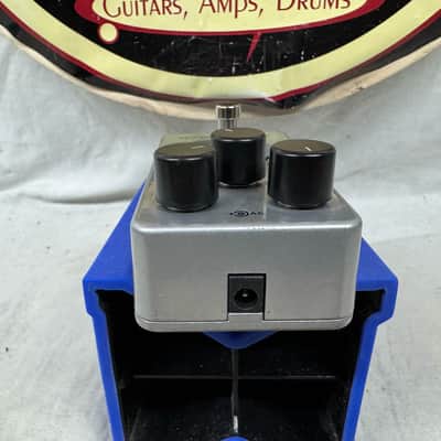 Electro-Harmonix Triangle Big Muff Pi Fuzz Distortion Pedal image 5