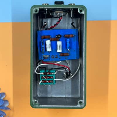 Soft Sound Circuits Soft Boost 2022 - Tanker Green image 5