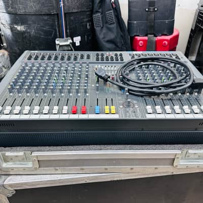 Soundcraft Spirit Powerstation 1200 12 CH Mixer w/Effects & Padded Case WORKING image 12