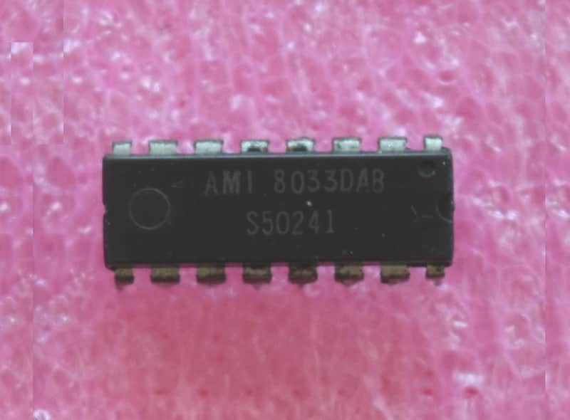 S50241 13-Note Top Octave Synthesizer IC Chip - Tested & Fully Working - Equivalent to M082B1 and MK50241N image 1