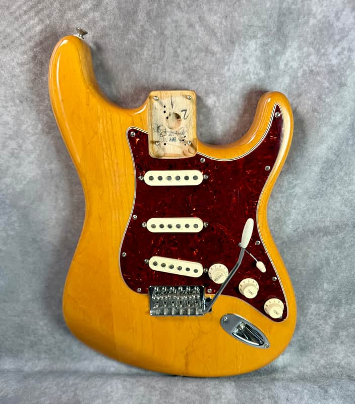 Fender Stratocaster Loaded Body Ash Guitar Center Special Run 2007 - Natural image 1