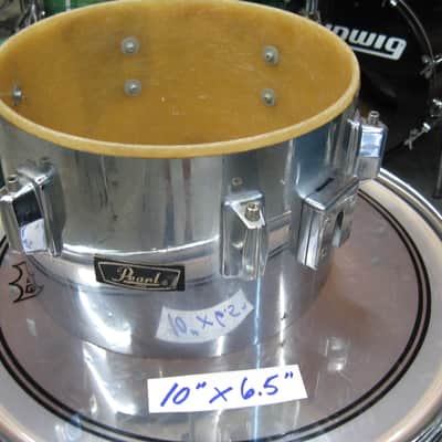 Pearl 6X5.5 & 10X6.5 Fiberglass Concert Toms w/mount 70's - 80's chrome image 8