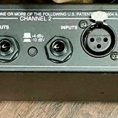 dbx 166XL Stereo Compressor / Limiter / Gate image 2