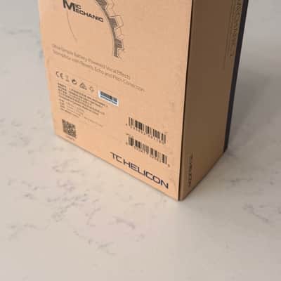 TC Helicon Mic Mechanic 2 2017 - 2021 - Red image 8