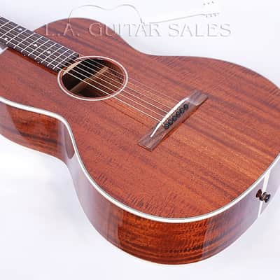 New Eastman E10-00M @ LA Guitar Sales - All Solid Mahogany 12-Fret 00 W/ Case image 3