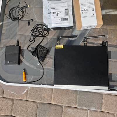 EXTRAS Sennheiser EW D1-ME2 + extra pack and mic image 2