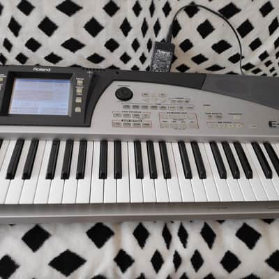 Roland  E60 image 3