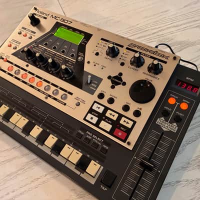 Roland MC-307 Groovebox 2000s - Silver and Black image 5