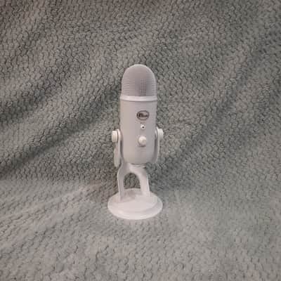Blue Yeti Multipattern USB Microphone - Whiteout image 3