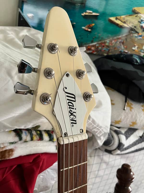 Maison メイソン フライングV Maison Flying V Classic white | Reverb