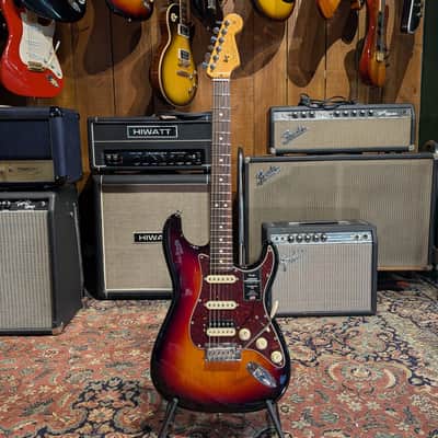 Immagine Fender American Professional II Stratocaster HSS with Rosewood Fretboard 2022 - 3-Color Sunburst - 5