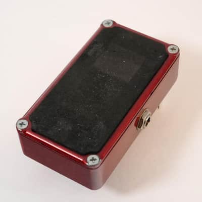 MAD PROFESSOR Mighty Red Distortion HW (08/26) | Reverb