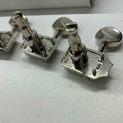 Fender Vintage Modern tuners image 3