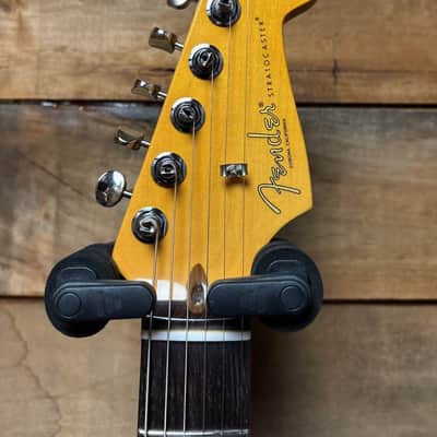 Fender American Pro Classic Strat RW Faded Dakota Red w/bag image 5