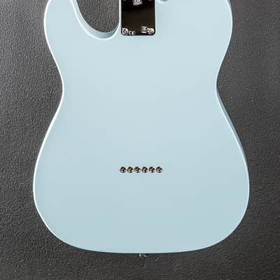 Fender Vintera II 60's Telecaster - Sonic Blue image 9