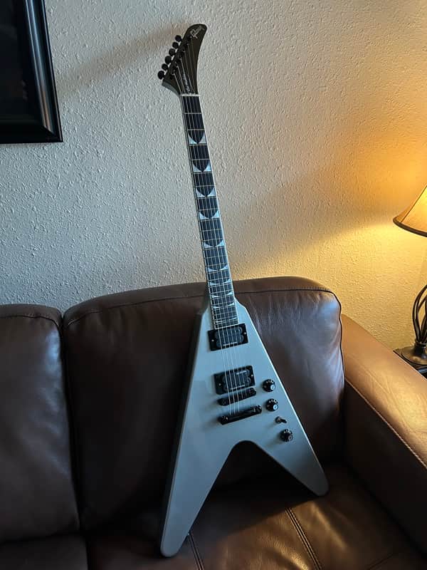 2021 Gibson  Dave Mustaine Flying V Silver metallic