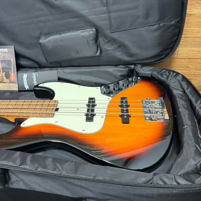 Sadowsky MetroExpress Vintage J/J Bass- Pau Ferro- Tobacco Burst. 8lbs 15.2oz. w/ gig bag New! image 22
