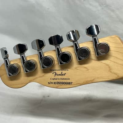 Squier Classic Vibes '60s Telecaster Tele Semi-Hollow Body Electric Guitar image 9