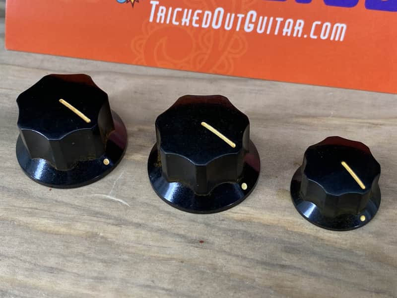 Real Life Relics Fender® Aged Genuine  American Vintage Jazz J Bass® Black Knobs 3 Pack 0992085000    [DM3] image 1