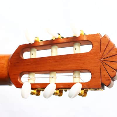 Manuel Ordono 2023 Flamenco Guitar - remarkable instrument with great power and depth - check video! image 9