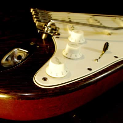 J. K. LADO WENGE STRAT 2002 WENGE. ONLY ONE BUILT. A MAJESTIC GUITAR. GREAT SOUND AND HIGH QUALITY. image 17