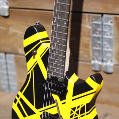 EVH  Wolfgang® Special Striped Series - Black and Yellow image 7