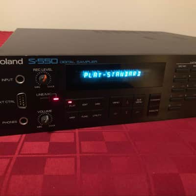 Roland S-550 plus 90 DISKS of SAMPLES! image 3