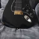 Fender Stratocaster with 3-Bolt Neck, Rosewood Fretboard 1971 - 1977 - Black