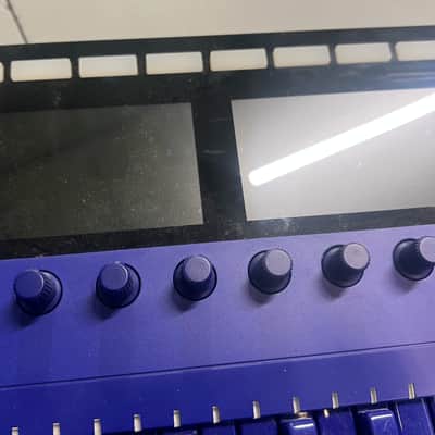 Immagine Native Instruments Komplete Kontrol S49 MK2 Ultraviolet USB/MIDI Keyboard - 7