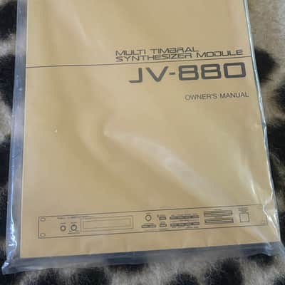 Roland JV 880 Synthesizer ORIGINAL Owner’s Manual image 1