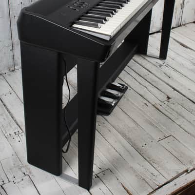 Roland FP-90X Digital Piano 88 Key Portable Digital Piano Black with Stand image 11