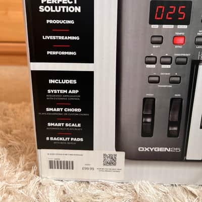 M-Audio Oxygen 25 MKV USB MIDI 25-Key Keyboard Controller 2021 - Present - Black image 3