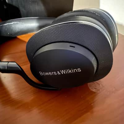 Bowers & Wilkins Px7 S2 image 2