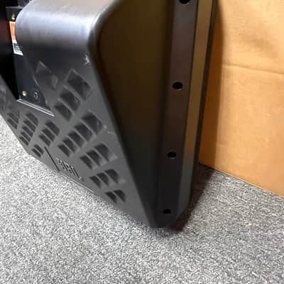JBL 8330A Cinema Surround Speaker 8-Ohm Passive Speaker – Black – Made in USA image 10