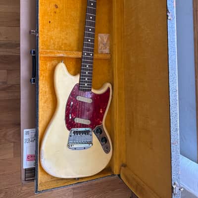 Fender Mustang Guitar with Rosewood Fretboard 1964 - 1969 - Olympic White image 1